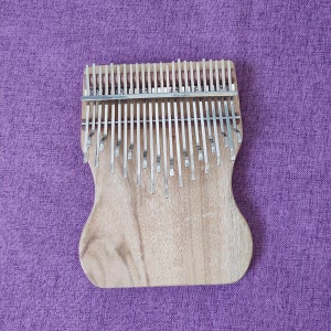 Kalimba 24 Key Camphor Wood Slender keys Thumb Piano Mbira  Music Instruments With Case