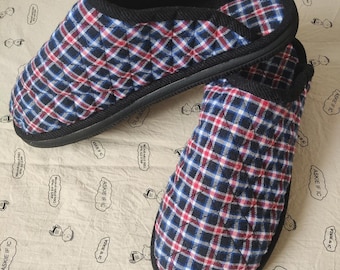 Pantoufles d'intérieur faites main en coton de style nord-est de la Chine - Chaussures d'hiver personnalisées