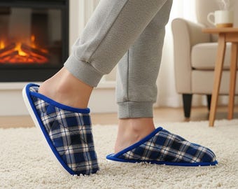 Pantoufles à carreaux bleues faites main | Chaussures d'intérieur matelassées en coton