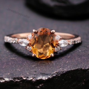 Unique Oval Citrine Engagement Ring Women Vintage Unique Cluster Moissanite Halo Ring Healing Crystal Bridal Jewelry Gift For Girlfriend