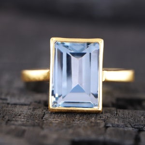 Vintage Aquamarine Wedding Ring Bezel Set Bridal Anniversary Jewelry Solitaire Emerald Cut Gemstone Ring March Birthstone Gift For Husband