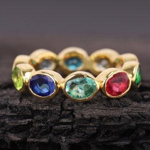 18K Gelb Gold Multi Saphir Ring Bunte Edelstein Ehering Volle Ewigkeit Band Minimalistisches Band Einzigartiges Regenbogen Band Jahrestagsgeschenk