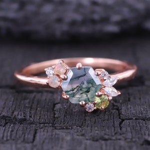 Natural Moss Agate Engagement Ring 18k Rose Gold Cluster Aquatic Agate Promise Ring For Woman Multi Gemstone Statement Ring Gift For Her