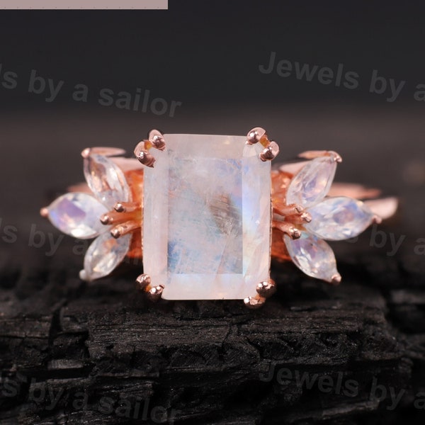 Blue Fire Moonstone Gemstone Ring Vintage Rose Gold Antique Cluster Ring Flower Milgrain Women Jewelry Unique Art Deco Wedding Ring For Love