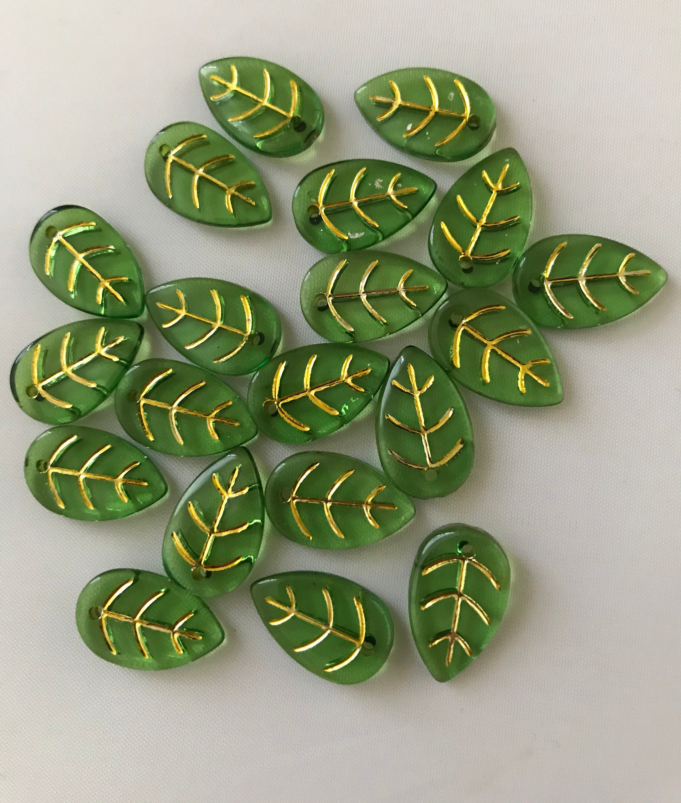 20 Acrylic Green Leaf Beads 17mm X 11mm Etsy
