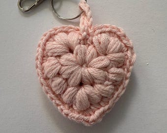 Crochet keyring - pink heart