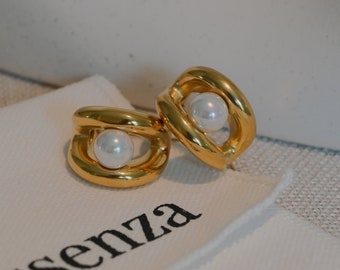 Modernist Pearl Earrings, Pearl Hoop Earrings Gold, Keshi Pearl Earrings, Akoya Pearl Earrings, Gold Pearl Earrings, Gift for her