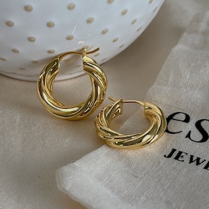 Gold Twisted Hoop Earrings, Golden Hoops, Chunky Gold Hoops, Thick Gold Hoop Earrings, Antique Gold Hoop Earrings | 22mm 18k Gold Fill Hoops