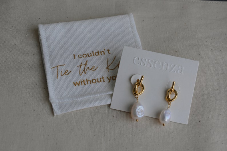Tie the knot pearl dangle earrings & bracelet, Bridesmaid proposal box set, Bridesmaid getting ready jewelry, Will you be my bridesmaid gift Envelope + Earrings