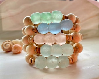 Recycled African Sea Glass Bead Bracelet, Coconut Wood, Stretch Bracelet