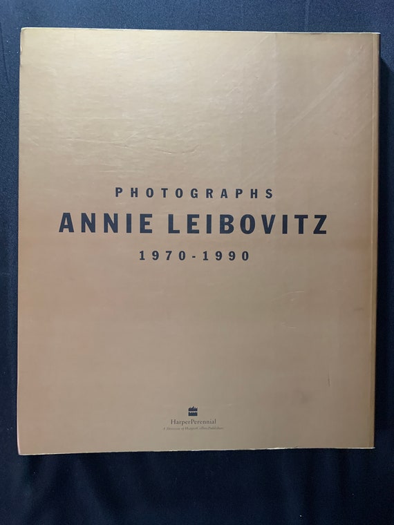 ANNIE LEIBOVITZ PHOTOGRAPHS 1970 - 1990 - Rare and ANNIE LEIBOVITZ PHOTOGRAPHS 1970 - 1990 - Rare and