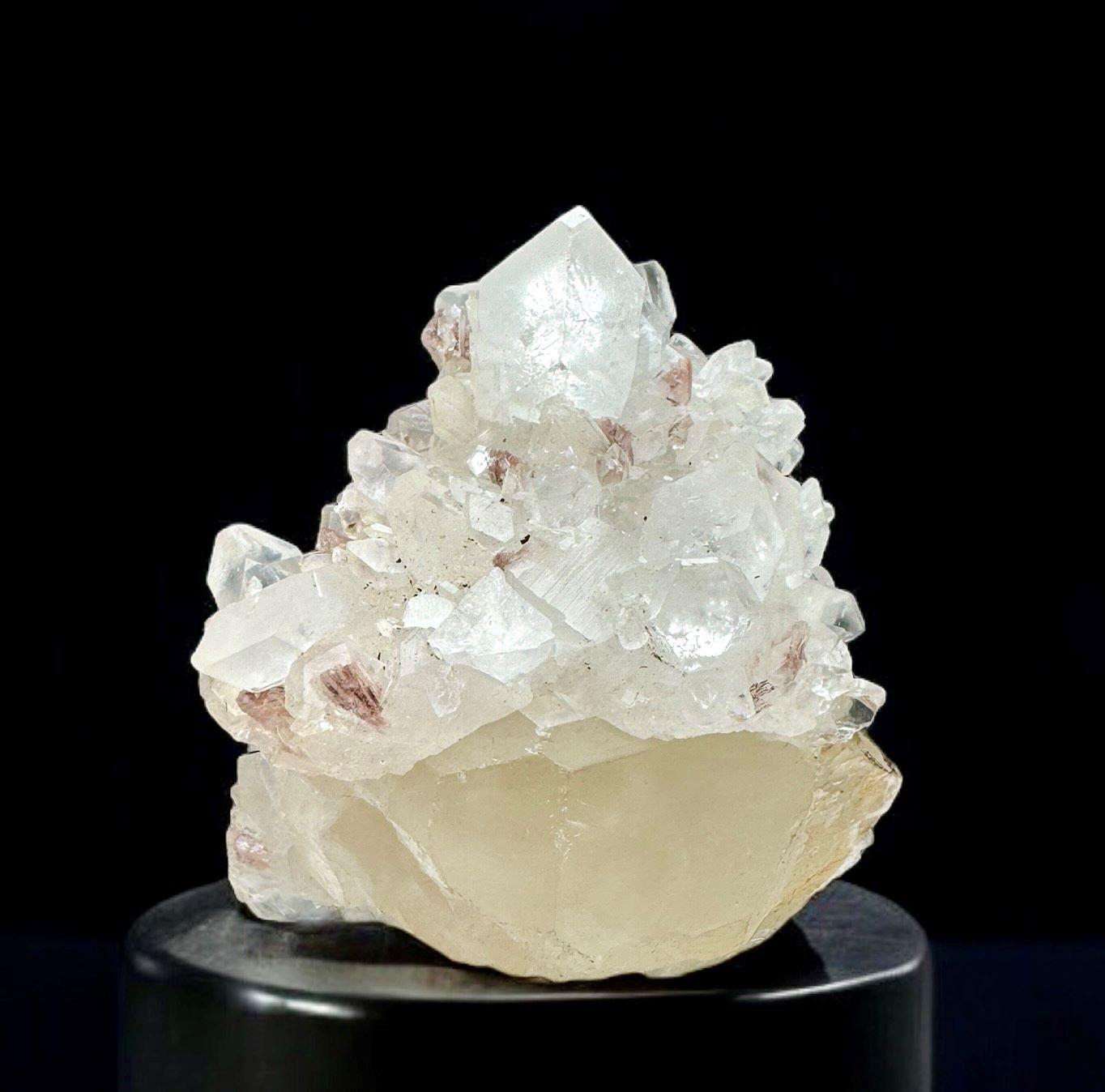 Rare Apophyllite Heulandite on Calcite