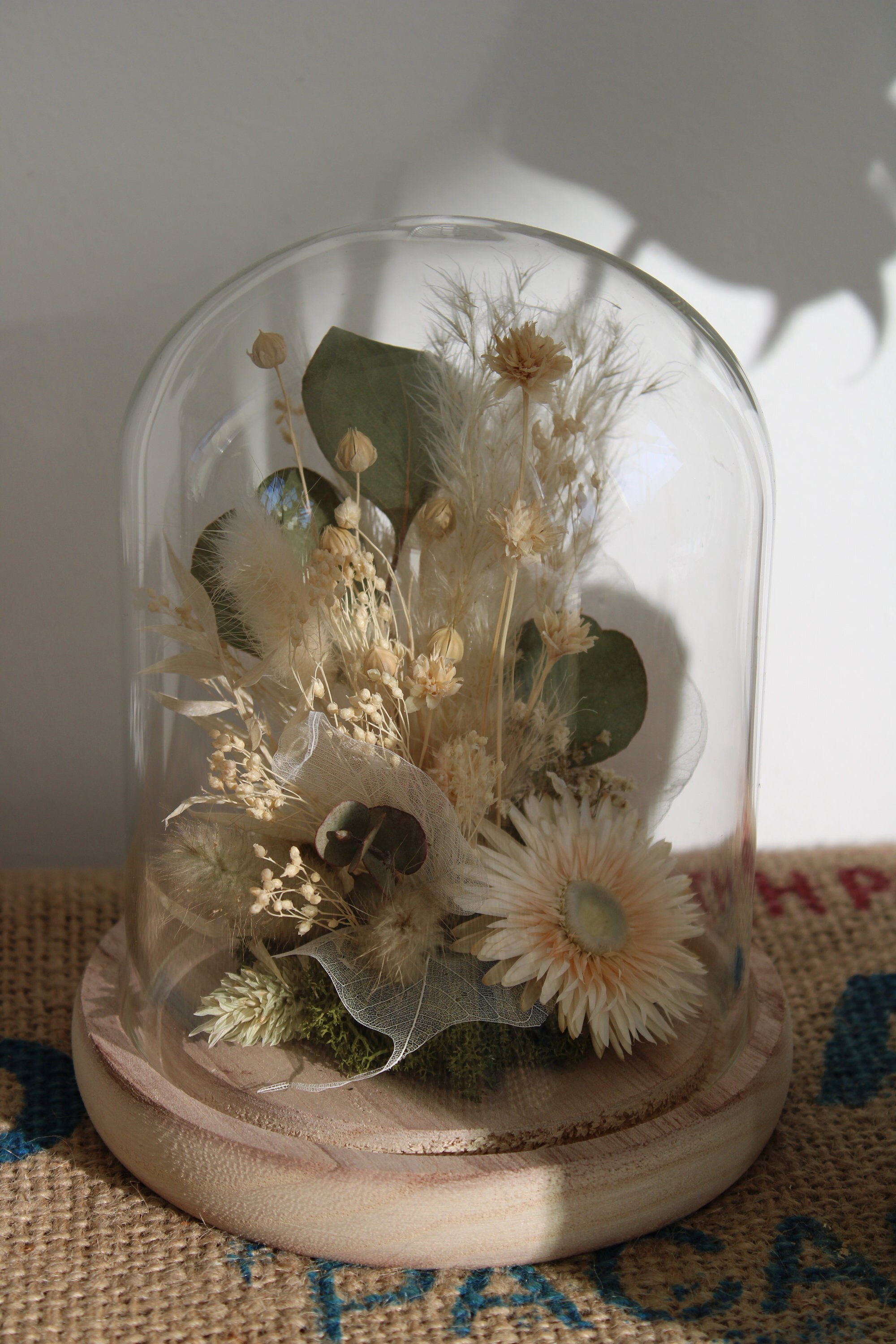 Cloche Santorin en Fleurs Séchées et Stabilisées Blanches