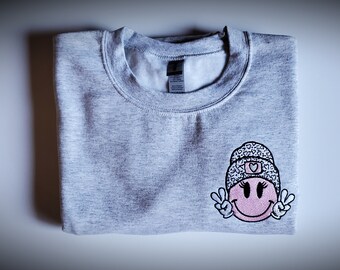 Maglietta ricamata Happy Face Peace. Felpa Happy Face per San Valentino. Felpa Retro Face, Felpa ricamata.