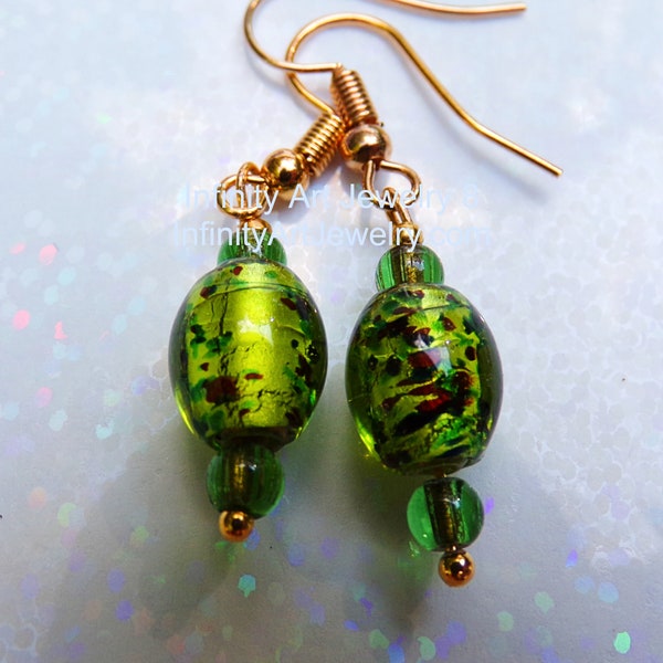 Vintage Lampwork glass drop earrings / estate collection / Holiday jewelry / Holiday gift