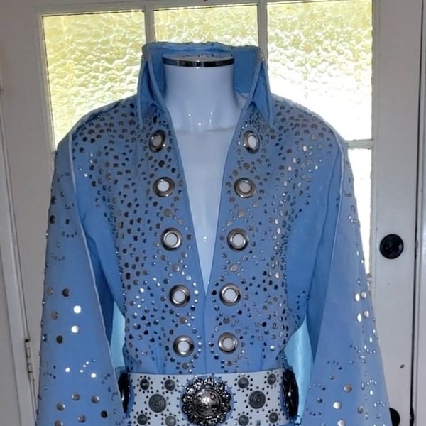 Elvis Presley Reproduction Powder Blue Jumpsuit, Belt And Cape As Worn On Stage