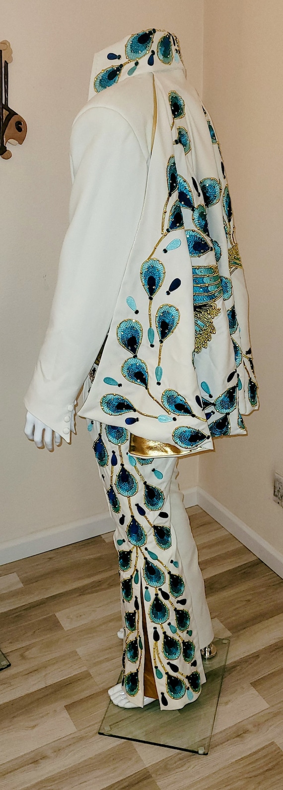 エルヴィス・プレスリーのレプリカ PEACOCK ジャンプスーツ、ベルト