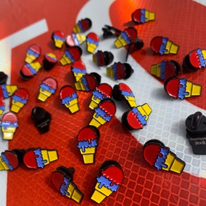 NiikoXSwae Eiswaffel Pin