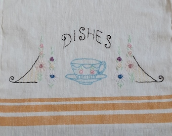 Vintage dish towel | embroidered linen dish towel | mid century towel | kitchen decor