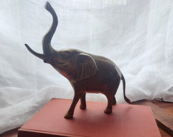 Vintage brass elephant statue,small elephant