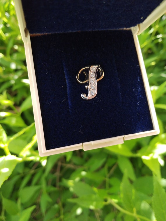 Monogram Pin, vintage brooch pin, letter "P", orig