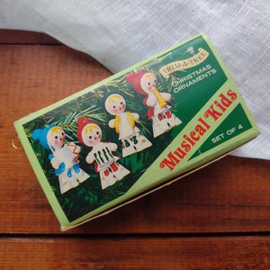 Vintage hand painted wooden ornaments,Musical Kids