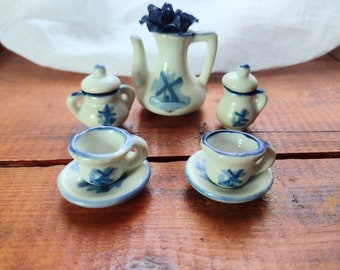 Miniature porcelain tea set, doll house miniature,vintage minatures