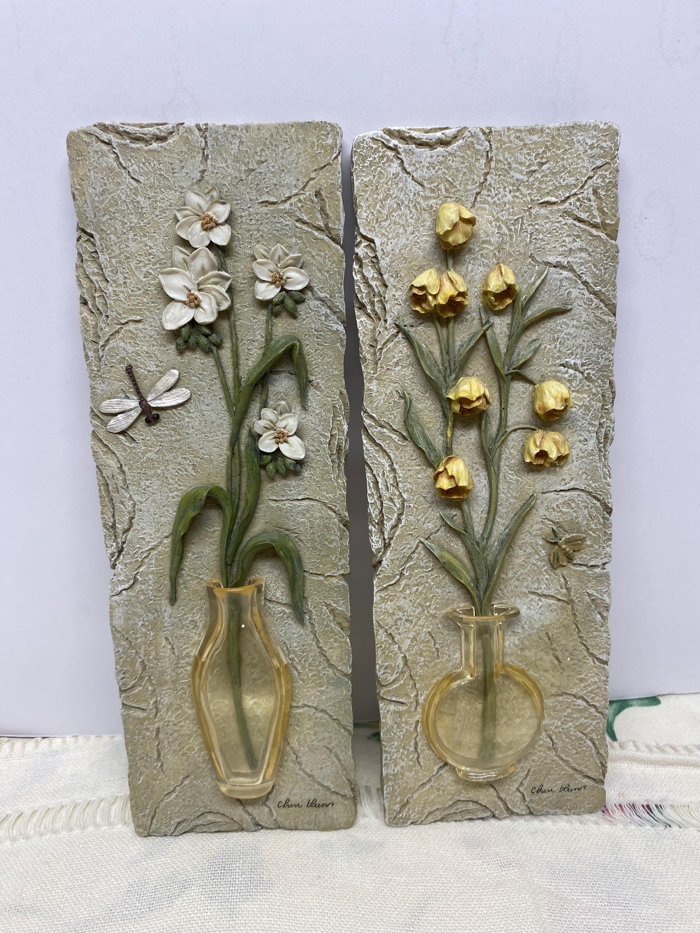 チューリップと蜜蜂のウォールプレート　壁掛け／Cheri Blumヴィンテージ Amazon.com: Luxe Metal Art 'Chinoiserie 4' by Cheri Blum