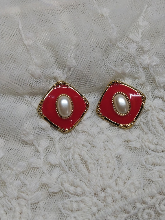 Red stud earrings, Vintage Jewelry, Costume jewel… - image 1