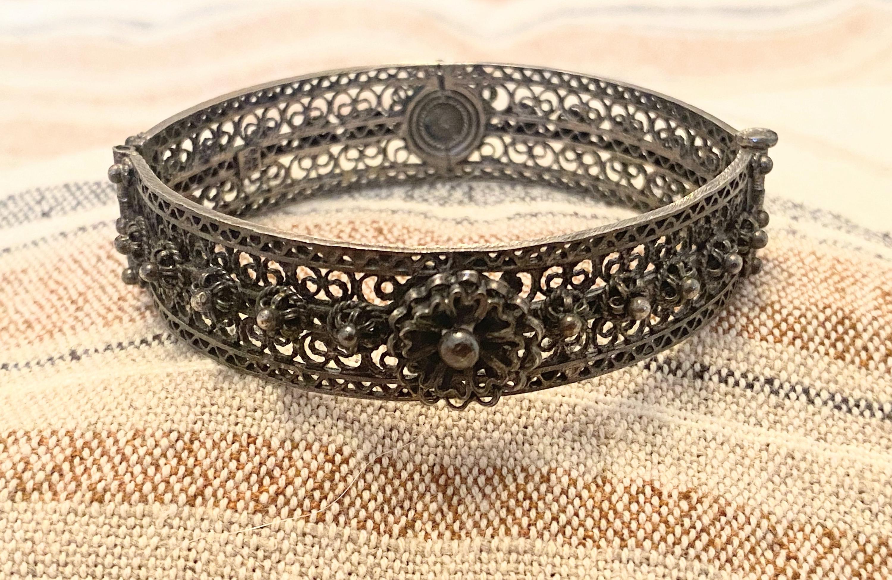 Antique Silver bracelet with flower Filigree and hinge pin