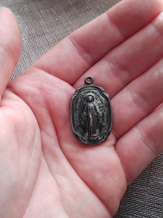 Religious Silver Pendant,Vintage,Hayward Sterling… - image 3