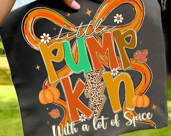 Kleine pompoen met veel kruiden png, preppy coquette herfst png, peuter kinderen Halloween png, herfst png, herfst png