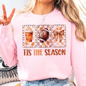 Tis the Season PNG, Coquette höstvibbar PNG, höstfotboll PNG, höstkaffe PNG, Coquette fotboll PNG, Coquette rosett PNG, höst PNG bild 8