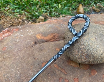 Hand Forged, heavy duty, stainless steel ringed Marlin Spike
