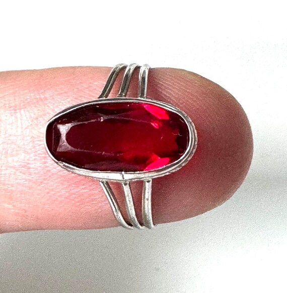 Bague Ancienne Art Déco En Argent Massif, Taille 44, Avec Pierre Rouge - Vintage