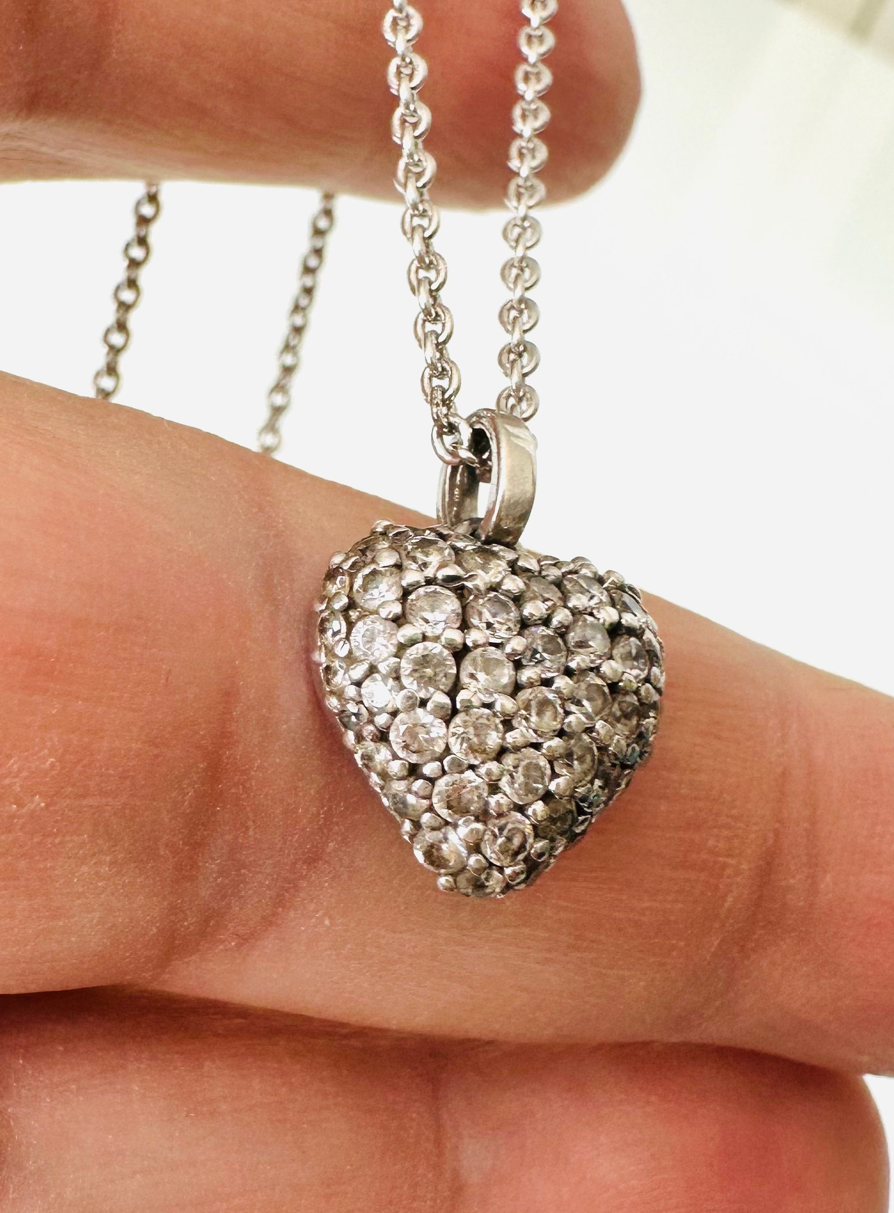 925 Herz Halskette mit Designger und von Christ wertvolle Schöne Steinen. Zirkonia Silber Anhänger