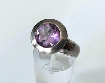 High quality 925 silver ring with amethyst!