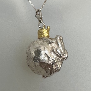 Pendant Frog Prince Frog on a big ball!
