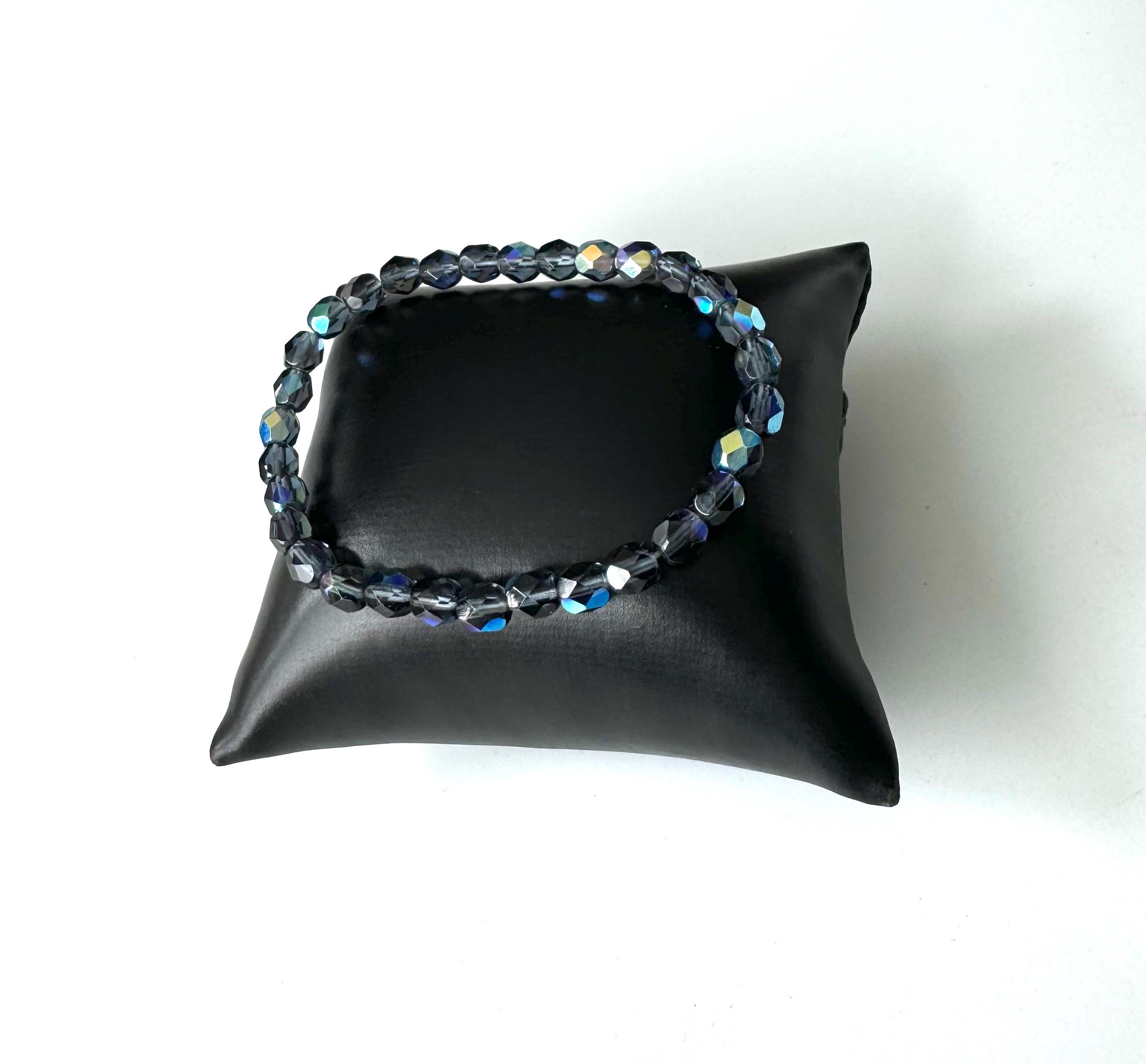 ヴィンテージガラスブレスレット ヴィンテージガラスブレスレットブルー虹色伸縮性あり！ - Etsy 日本