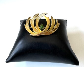 Gold brooch, mid-century fashion jewelry with green gemstone!