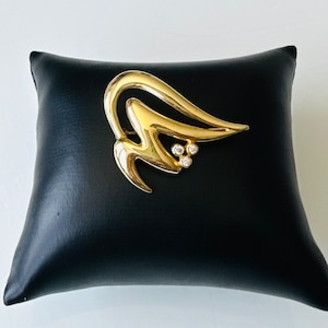 Large vintage brooch Teka American gold pin!