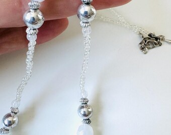 Collier Fantaisie Vintage - Occasion En Parfait État - Quelques Traces D'Usure Normales