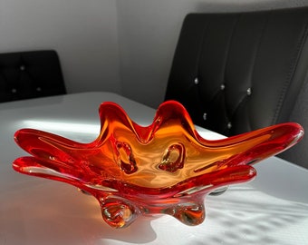 Vintage Murano Glas Schale rot Zipfelschale mit besonderem Design Italy Designer Glas Kunstglas Handarbeit