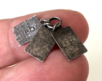 Extremely rare 835 silver pendant with movable rectangular plates: Keep me dear!