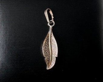 Vintage leaf pendant 835 silver – elegance in curved form