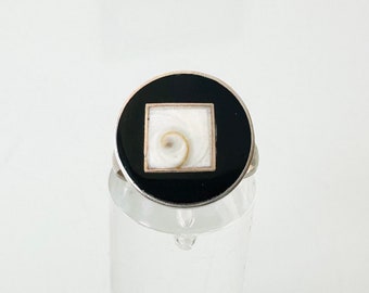 Vintage ring 925 zilver met Shiva Eye schelp en emaille onyx design!