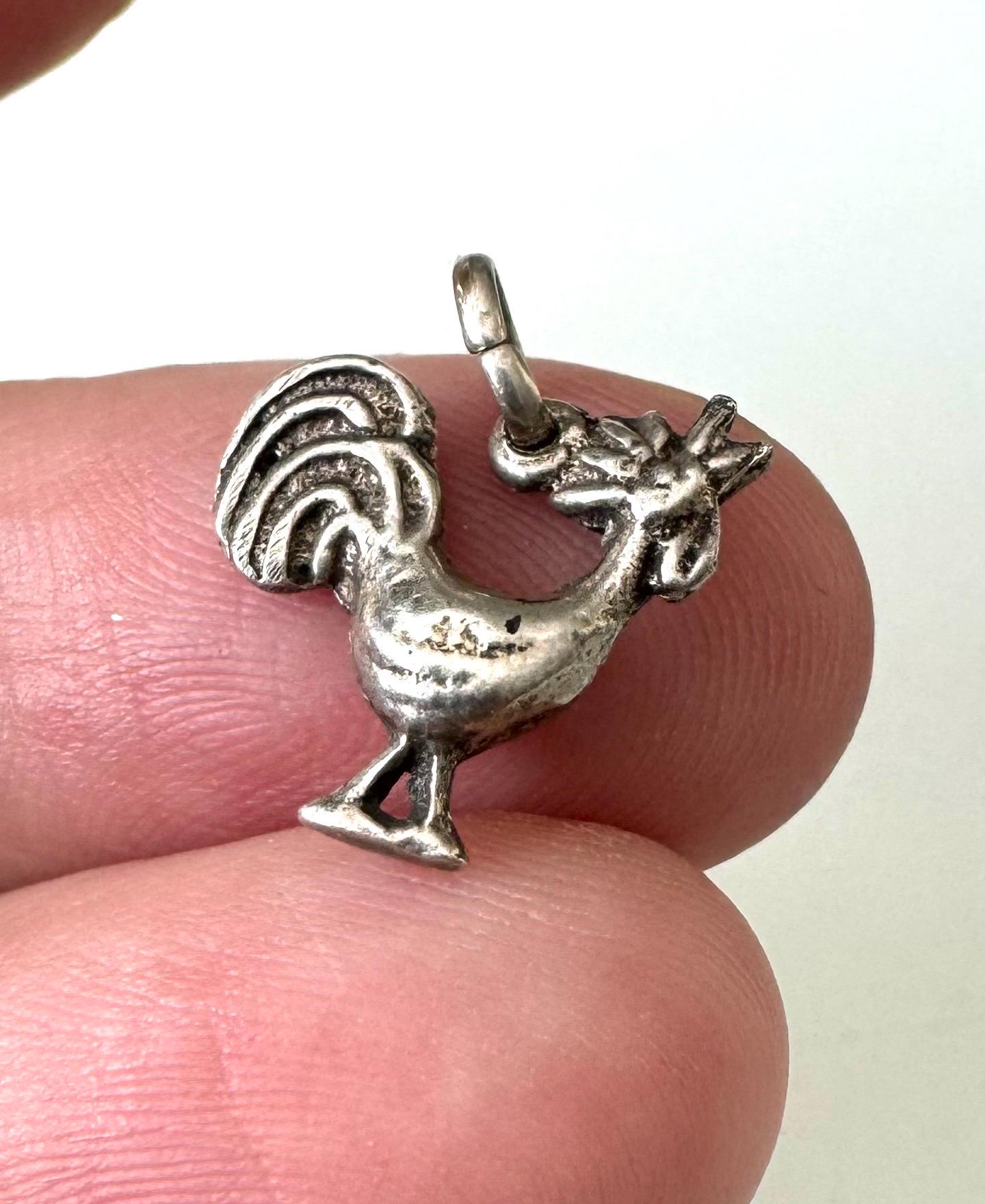 Pendentif Ancien En Argent Massif 925/1000 Représentant Un Coq - Bijou Vintage Et Symbolique