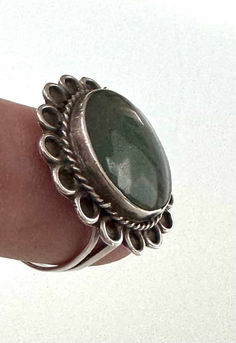 925 Silver Ring Taxco Mexico With Flower Design and Green Stone Etsy
