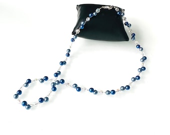 Vintage necklace with blue beads and silver clasp!