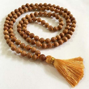 Sandalwood Mala Necklace 8 mm 108 knotted Sandalwood Japa Mala, Wood Bead Necklace, Sandalwood Rosary Hindu Buddhist Prayer Beads Tibetan